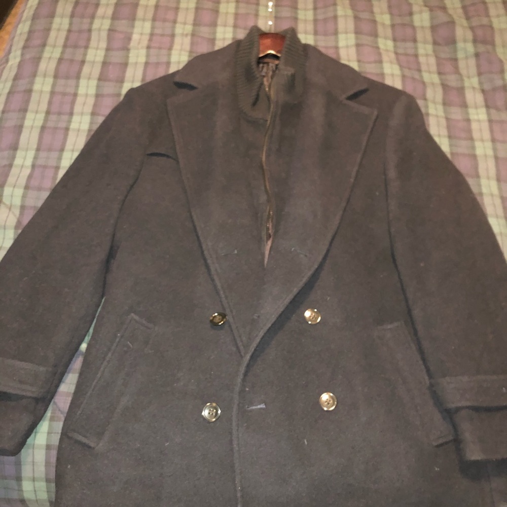 46 Regular collared Peacoat.
